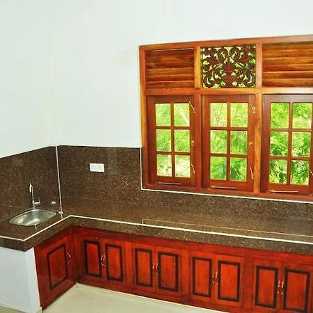 Randu Homestay&Restaurant Tangalle Bagian luar foto