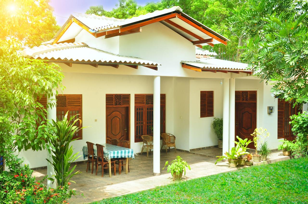 Randu Homestay&Restaurant Tangalle Bagian luar foto