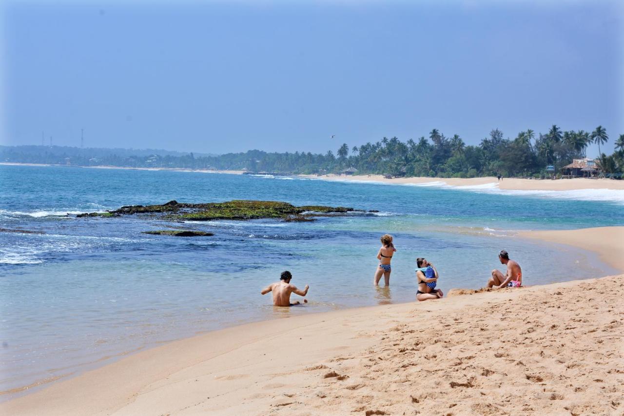 Randu Homestay&Restaurant Tangalle Bagian luar foto